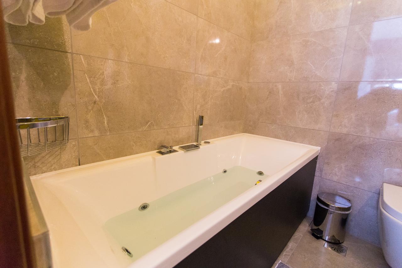 Abi Luxury Villas Монодендри Стая снимка